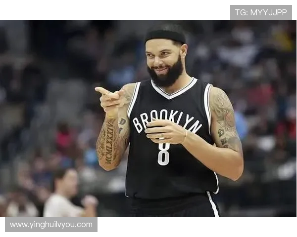 克里斯保罗与马布里对决历史回顾与球场风采的深度分析