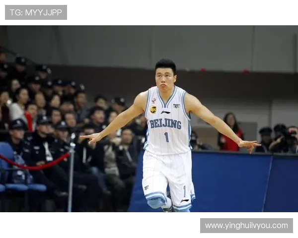 李根的篮球之路：从青涩少年到职业球员的成长历程与心路历程