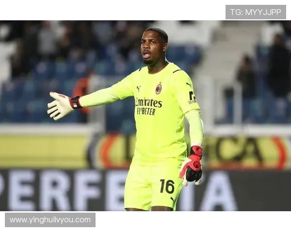 迈尼昂的崛起与挑战:从新星门将到国际赛场的闪耀之路