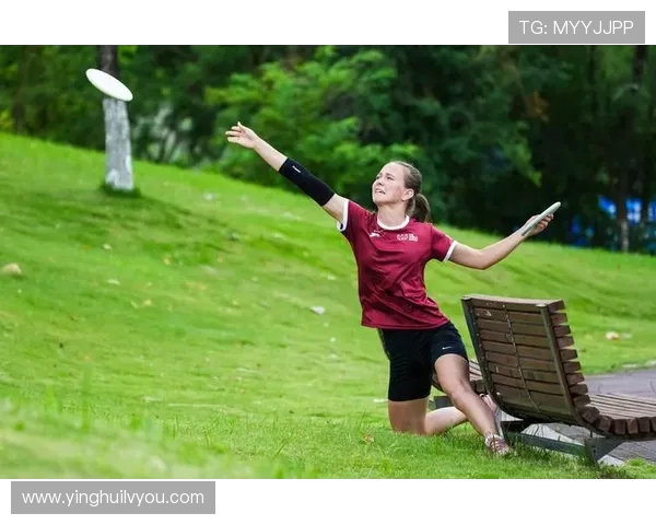 飞盘竞技的魅力:深入解析成都飞盘队的战术与技巧 飞盘竞技的魅力:深入解析成都飞盘队的战术与技巧